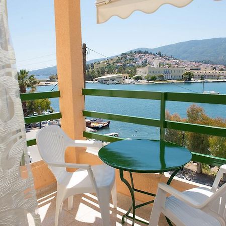 Matrona Apartments Poros Town Extérieur photo