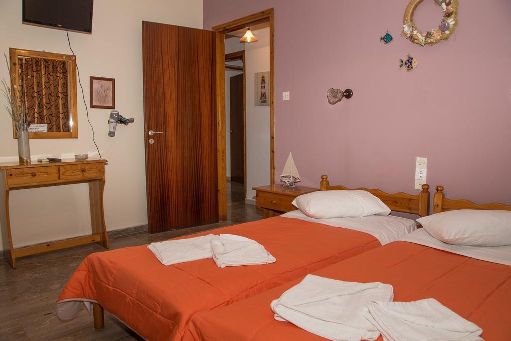 Matrona Apartments Poros Town Extérieur photo