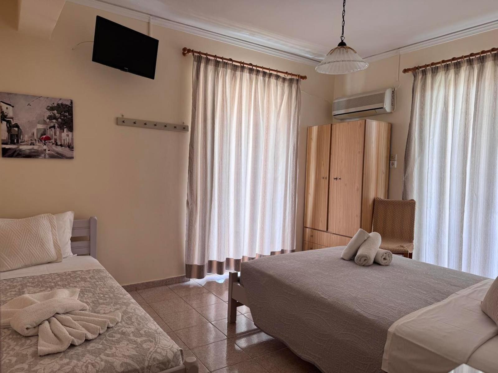 Matrona Apartments Poros Town Extérieur photo