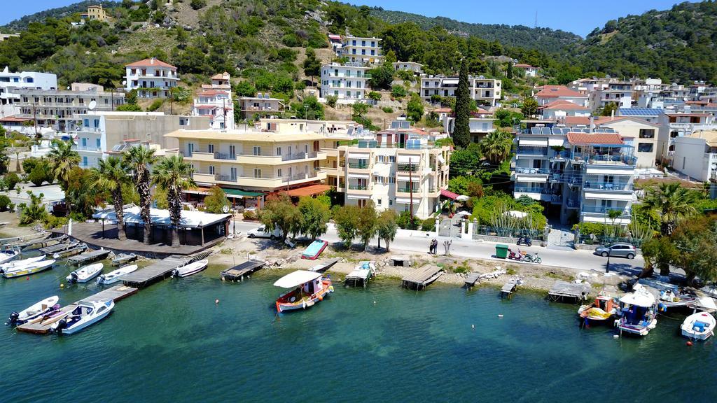 Matrona Apartments Poros Town Extérieur photo