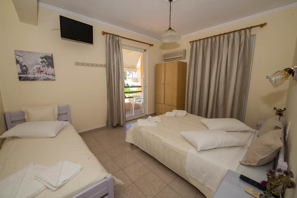 Matrona Apartments Poros Town Extérieur photo