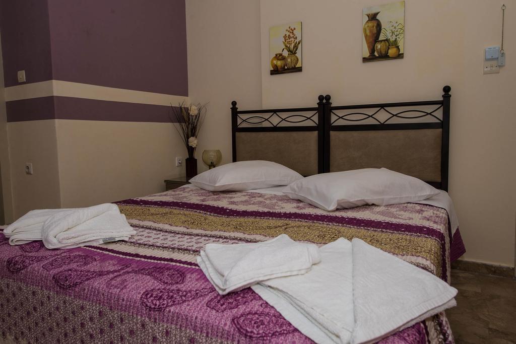 Matrona Apartments Poros Town Extérieur photo