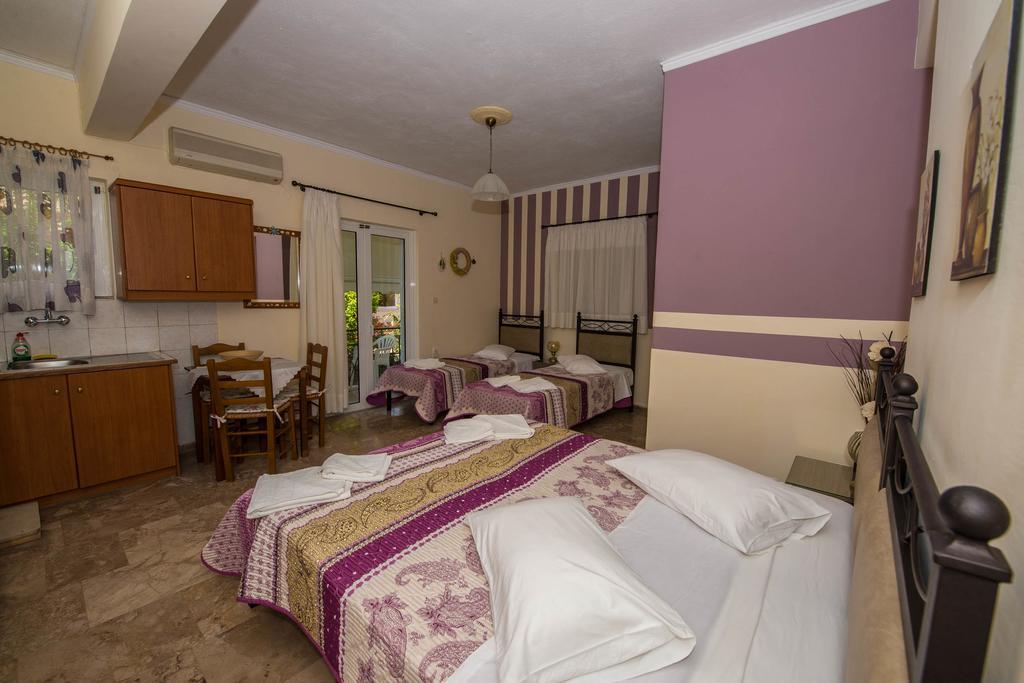 Matrona Apartments Poros Town Extérieur photo