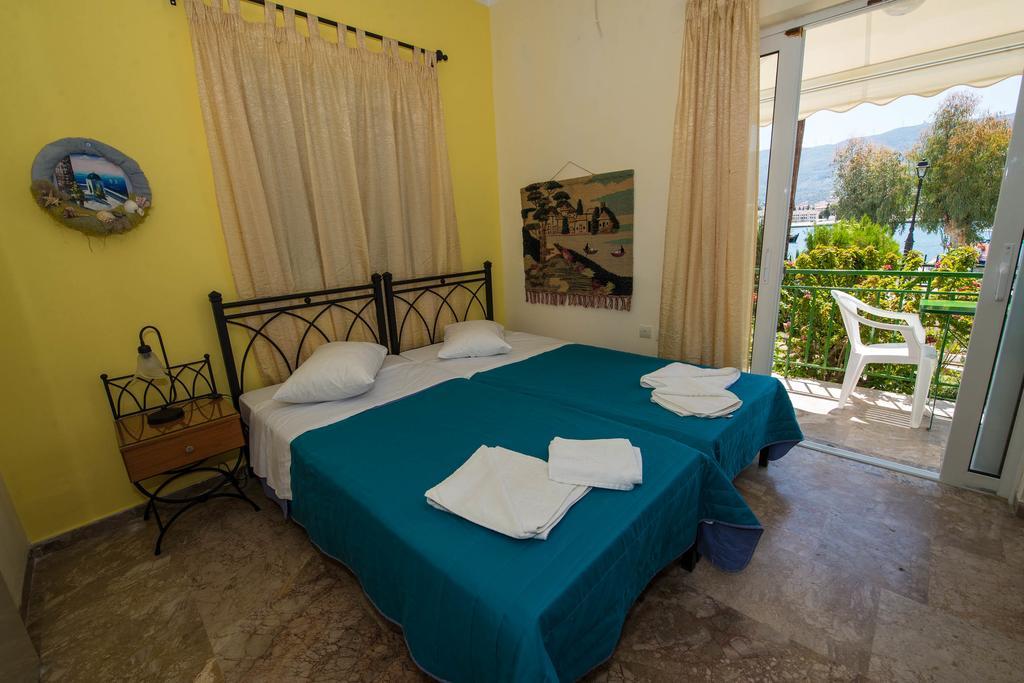 Matrona Apartments Poros Town Extérieur photo